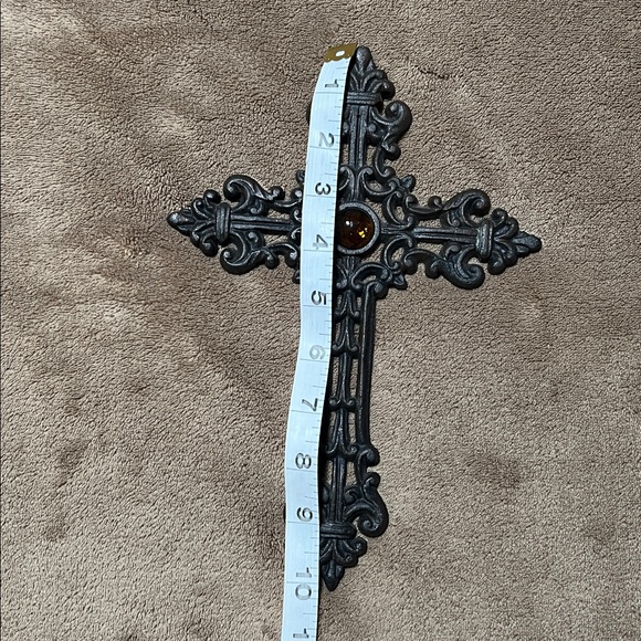 Intricate Decorative Cross - Picture 7 of 8